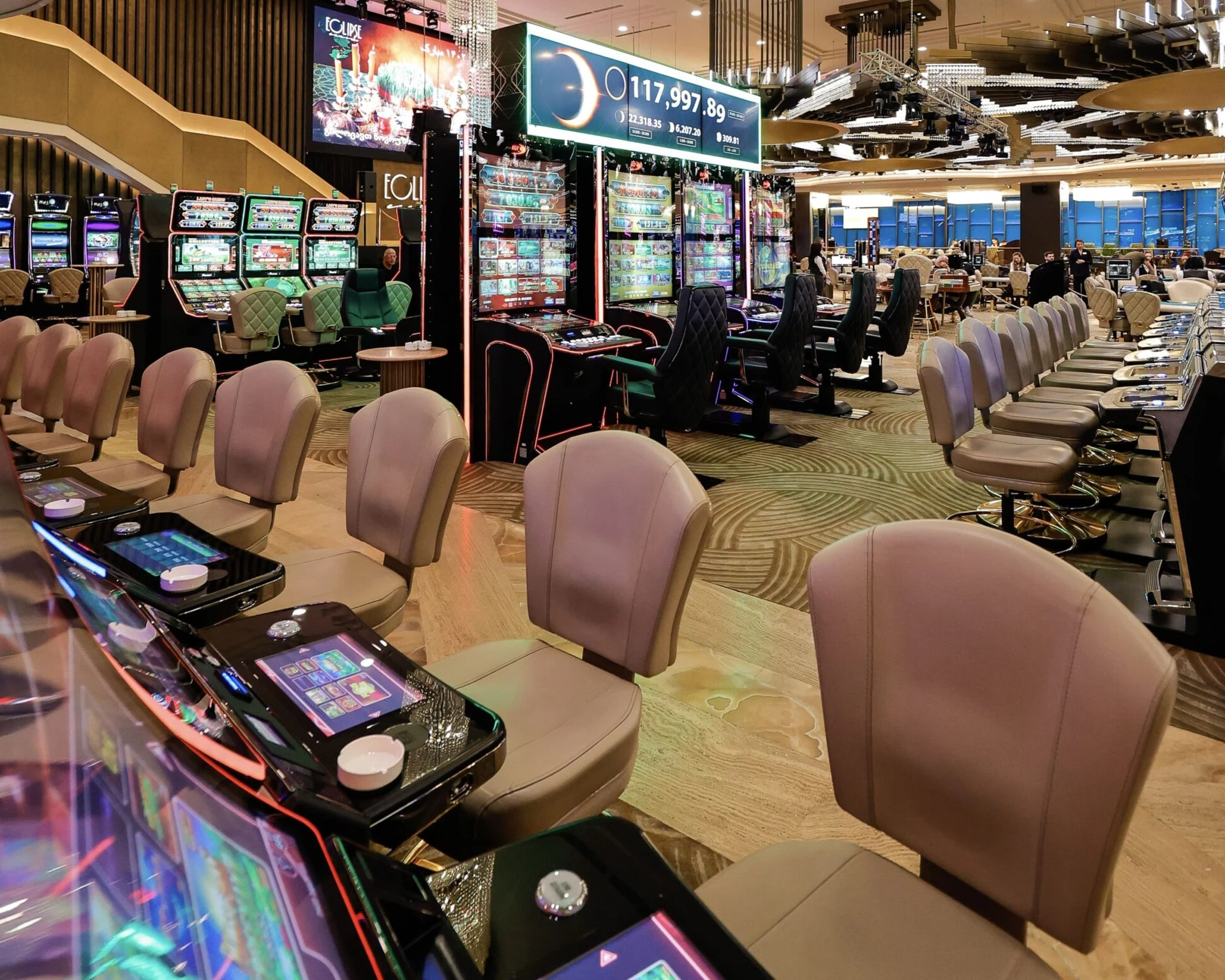 Batumidəki Eclipse Casino-nun oyun zalı